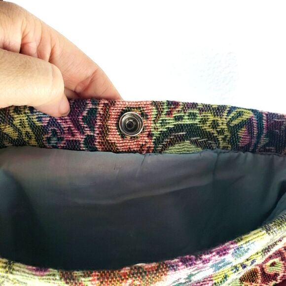 Women's Vintage Rainbow Paisley Red Material Zip Closure Crossbody - Picture 8 of 10